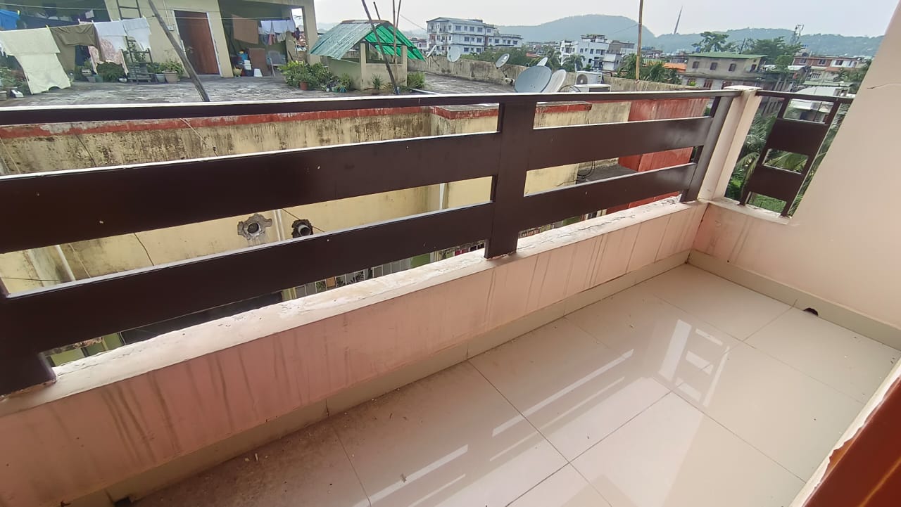 Unfurnished 3bhk in Natun Path, Hatigaon, Guwahati, Assam, India for Rent